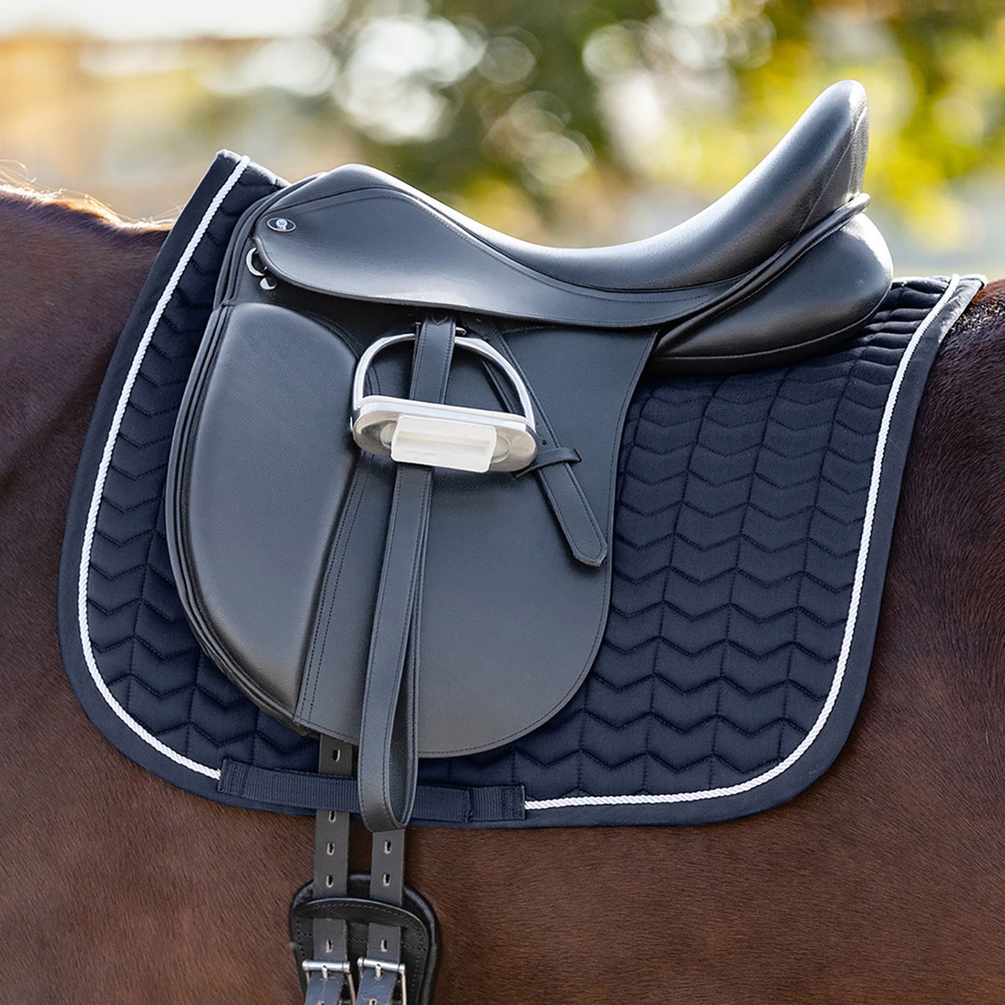 Waldhausen saddle pad Classic natblå/hvid, D 6