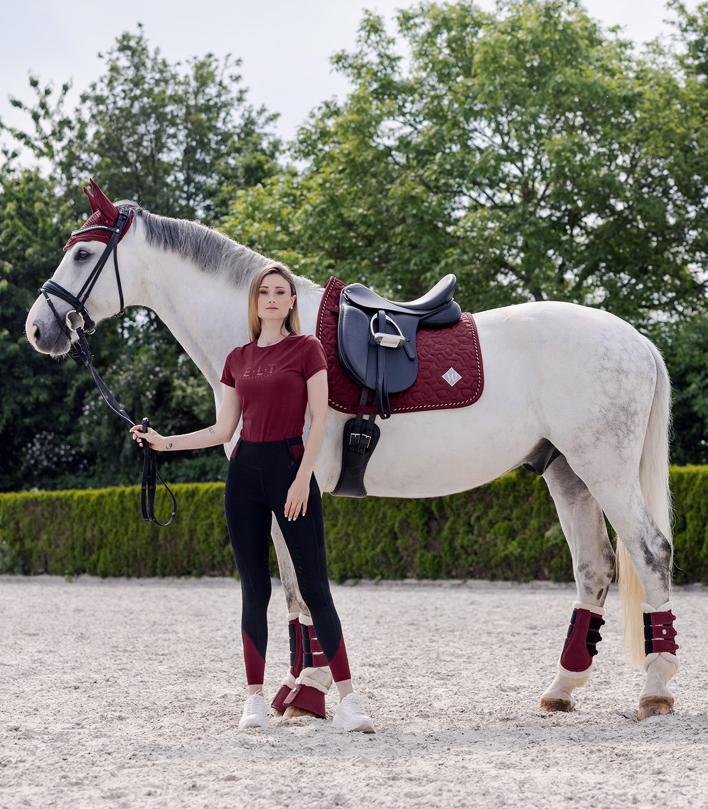 Waldhausen saddle pad Marseille, fløjl rød, D 3