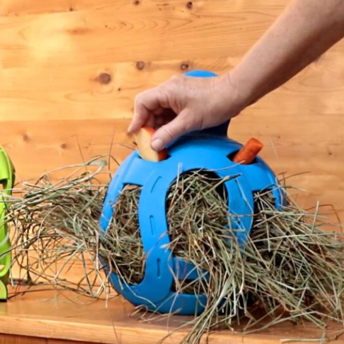 Jolly Hay Ball 2